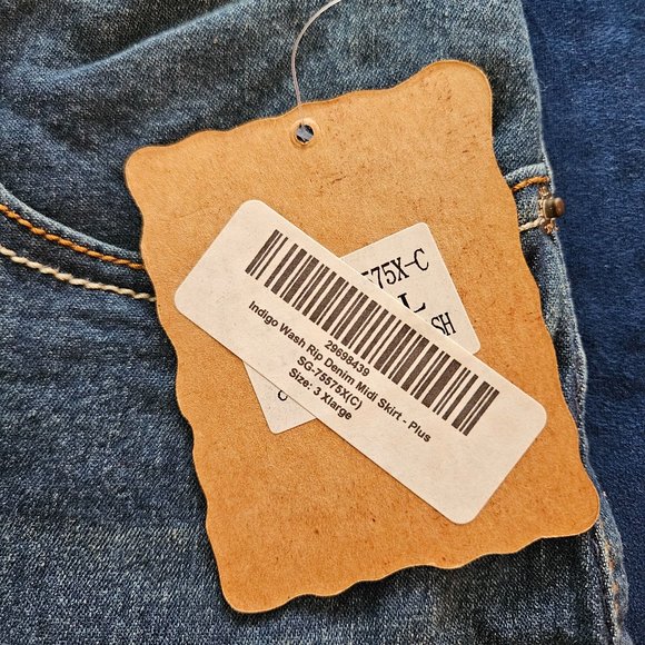 (NWT) Be-Girl Blue Wash Distressed Denim A Line Skirt Size 3XL - Picture 2 of 8